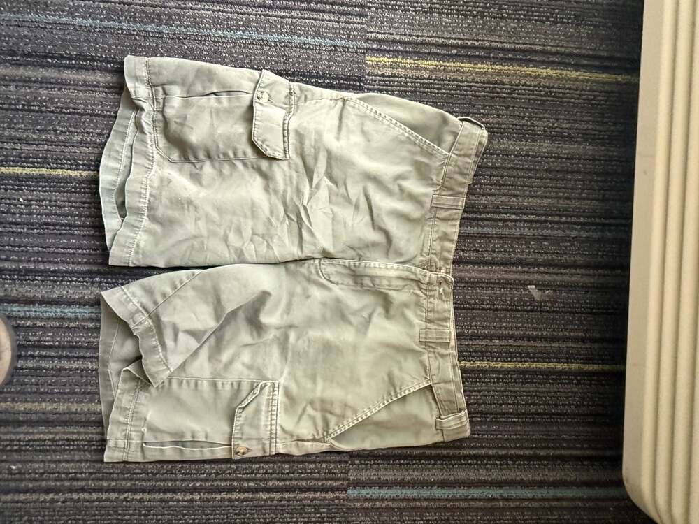 Geoffrey Beene Mens Green Cargo Utility Shorts